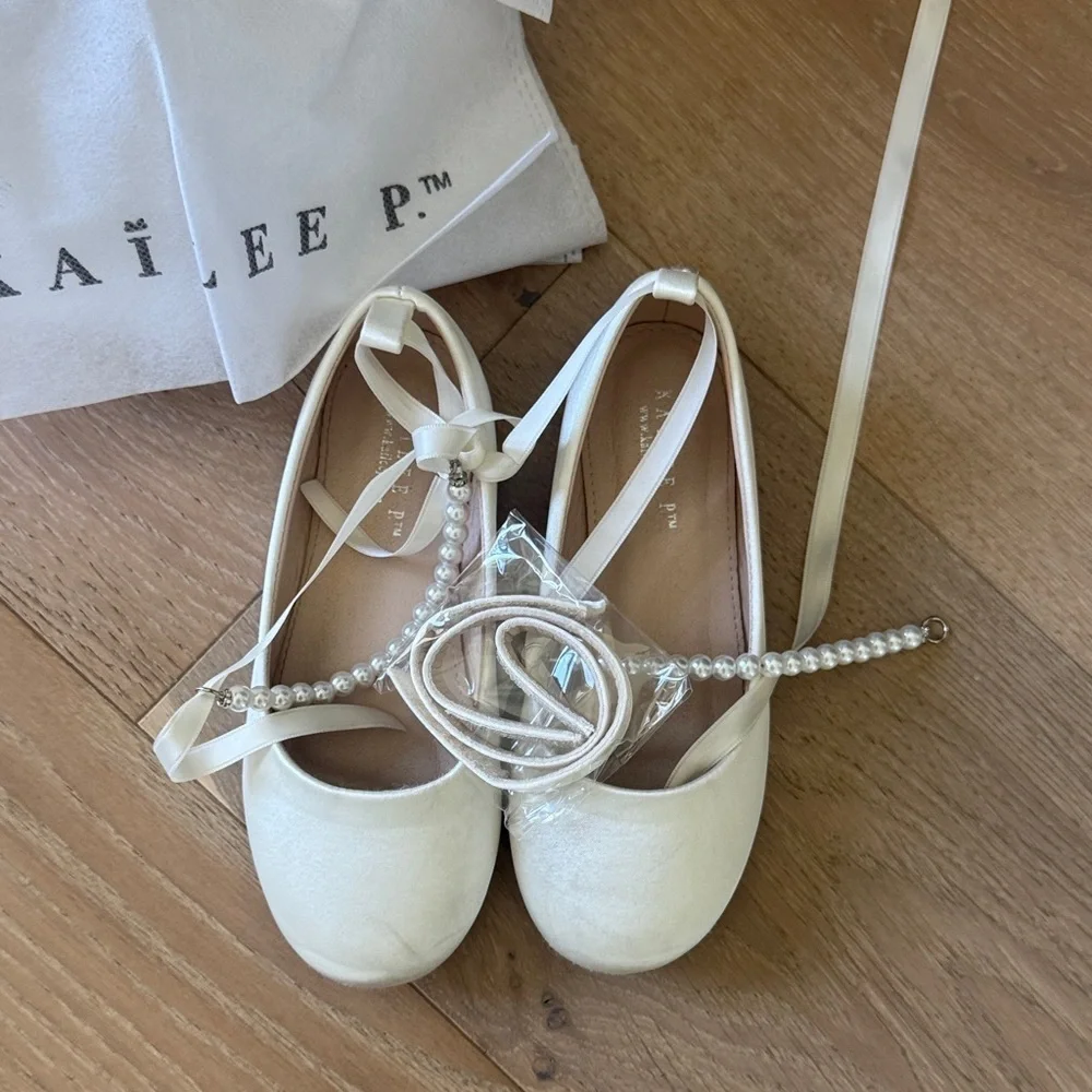 Kailee P, Harper Cream Dress Shoes with Classic Rounded Toe